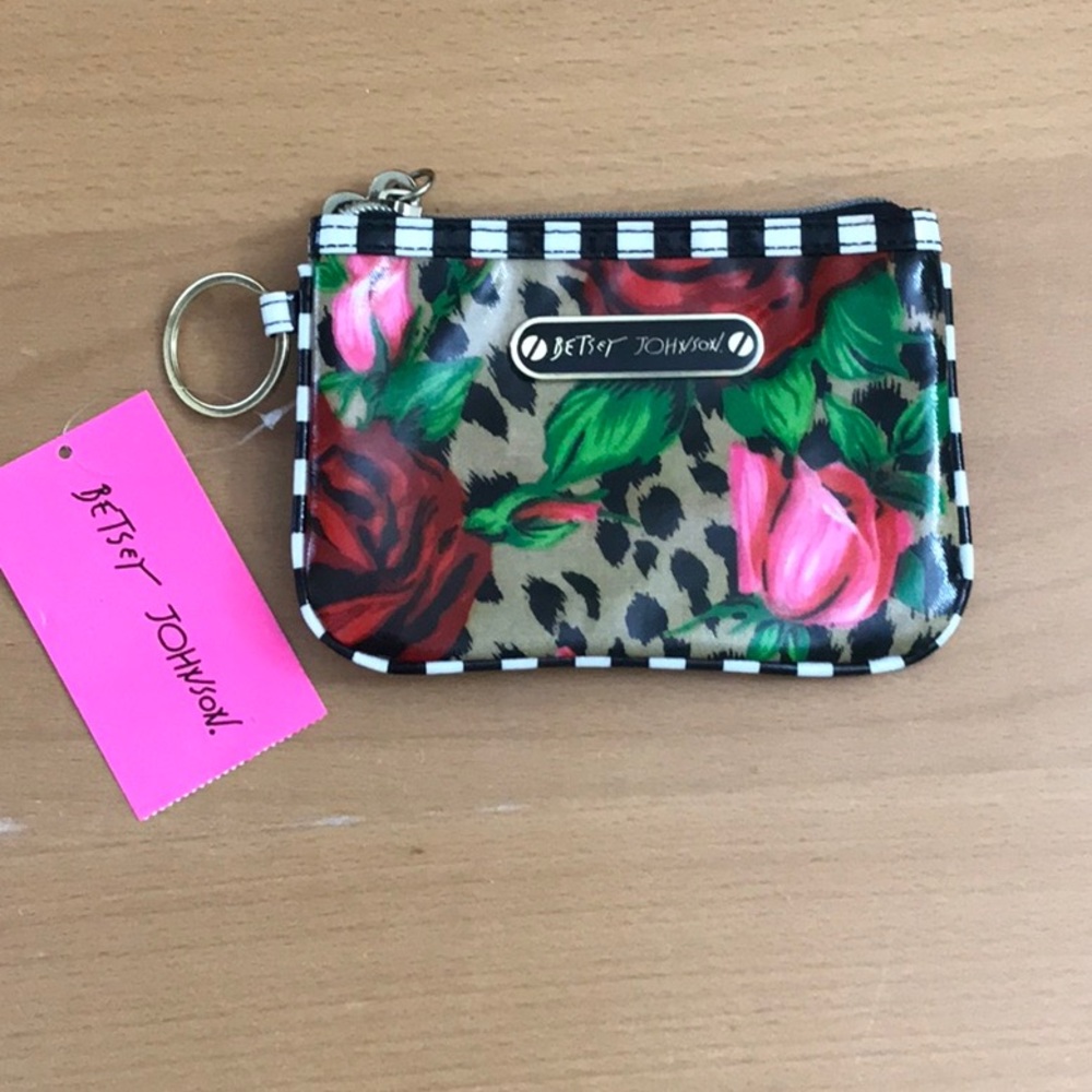 NEW Betsey Johnson